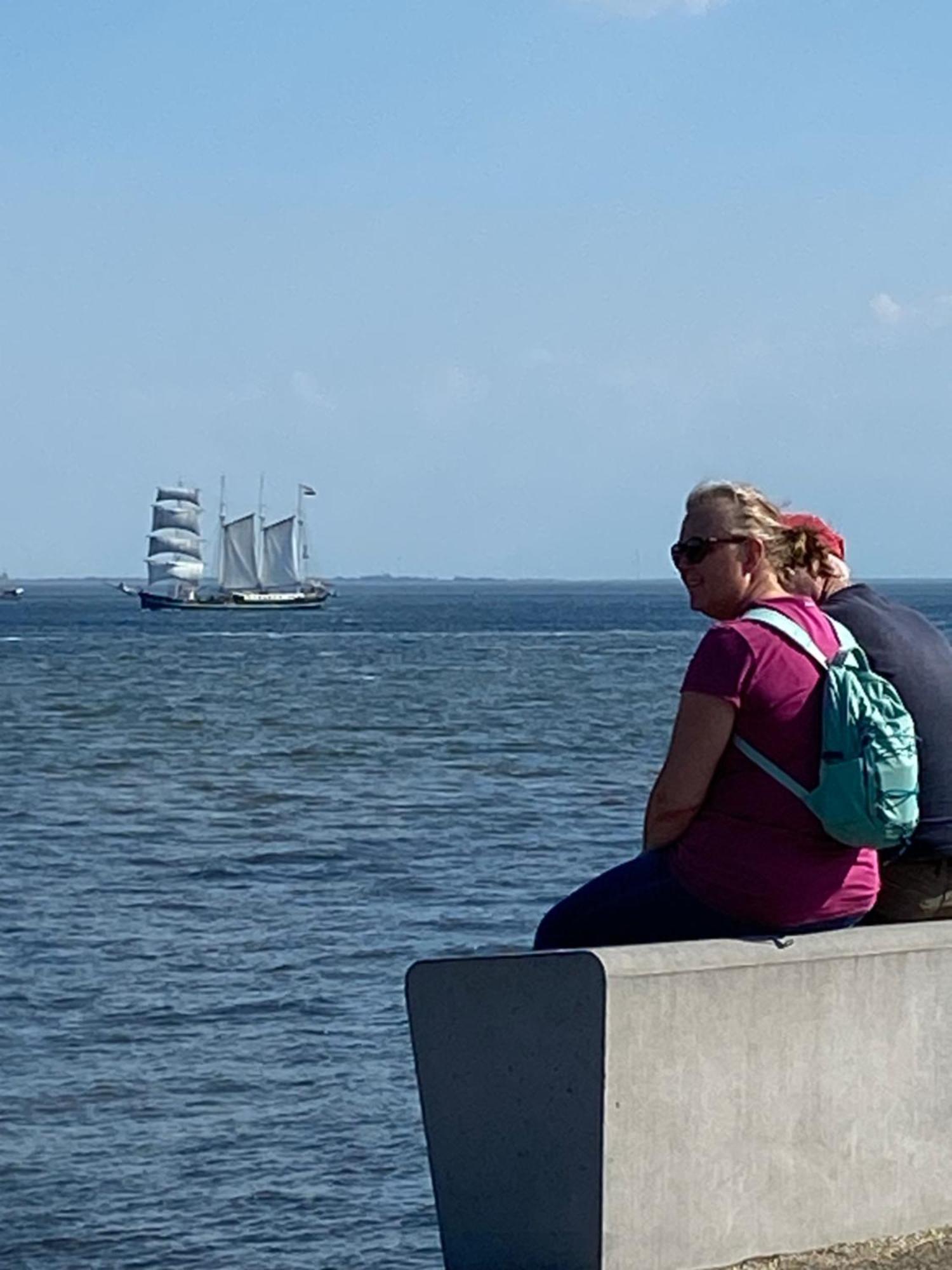 Oomes Huus Haestens And Koffie Den Hoorn  Exteriör bild